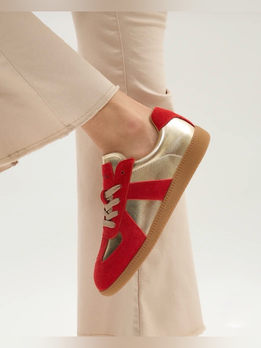 NIB [Lonza] Delta Red Metallic Gold Suede Runner Sneakers Women’s EU 39 / US 8.5 - Picture 3 of 16